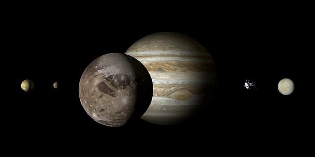 Lua Io de Júpiter