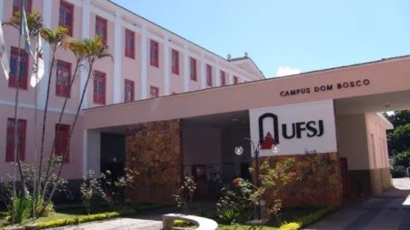 UFSJ-abre-concurso-TAE
